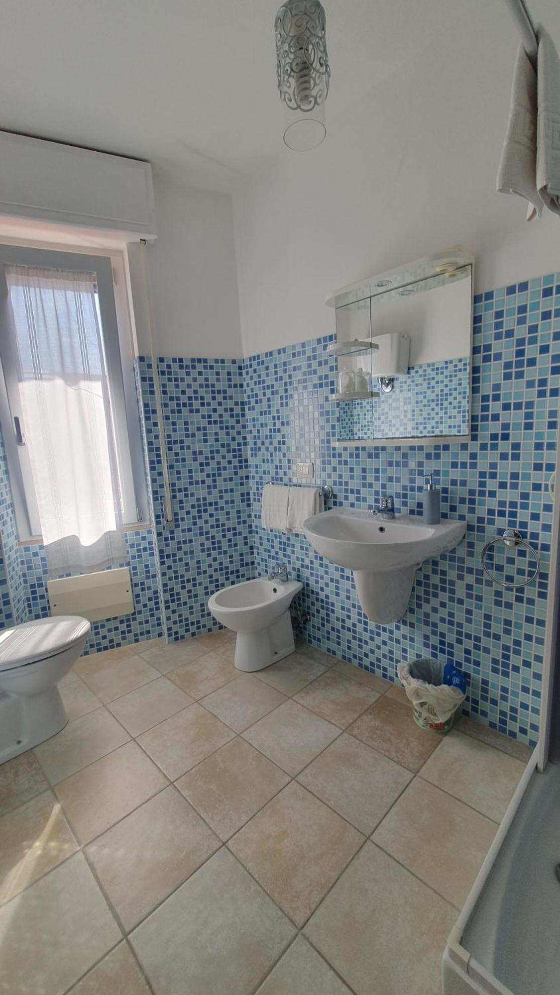 Blue Dolphin Guest House Альгеро Екстер'єр фото